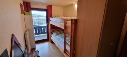 Stapelbed in 1e slaapkamer